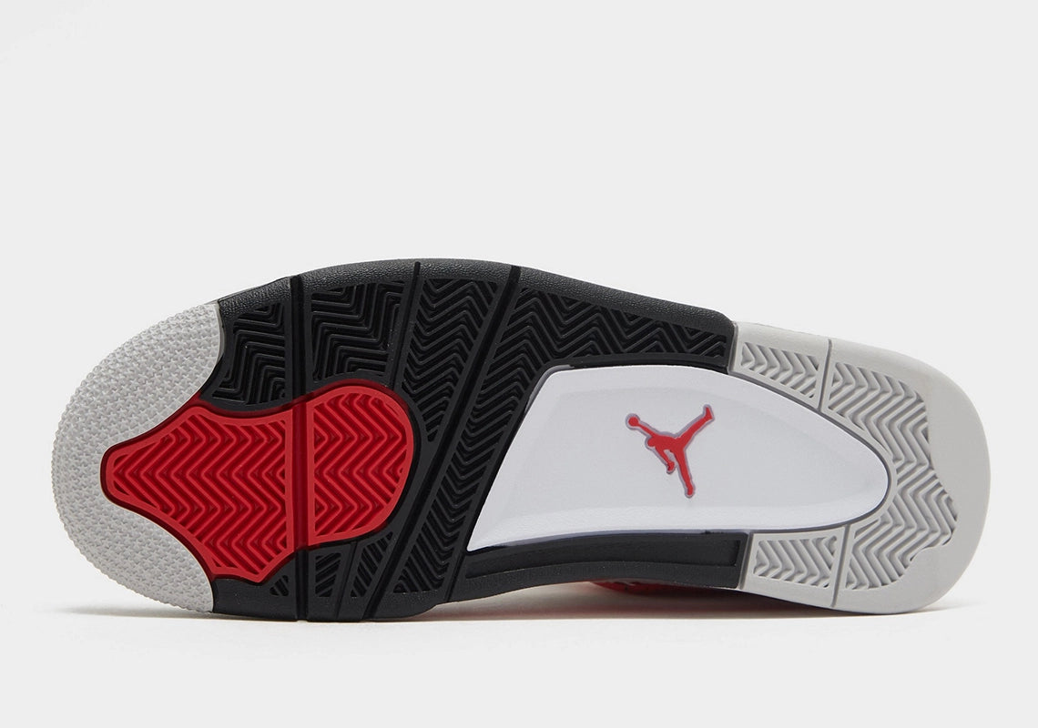 Air Jordan 4 Red Cement: características y precio de los tenis