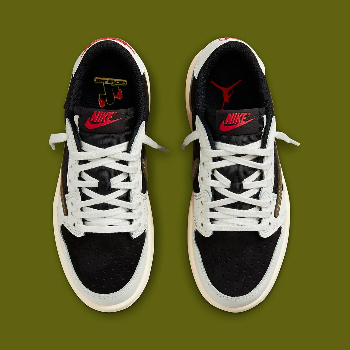 Travis Scott x Nike Air Jordan 1 Low : r/nasneakers